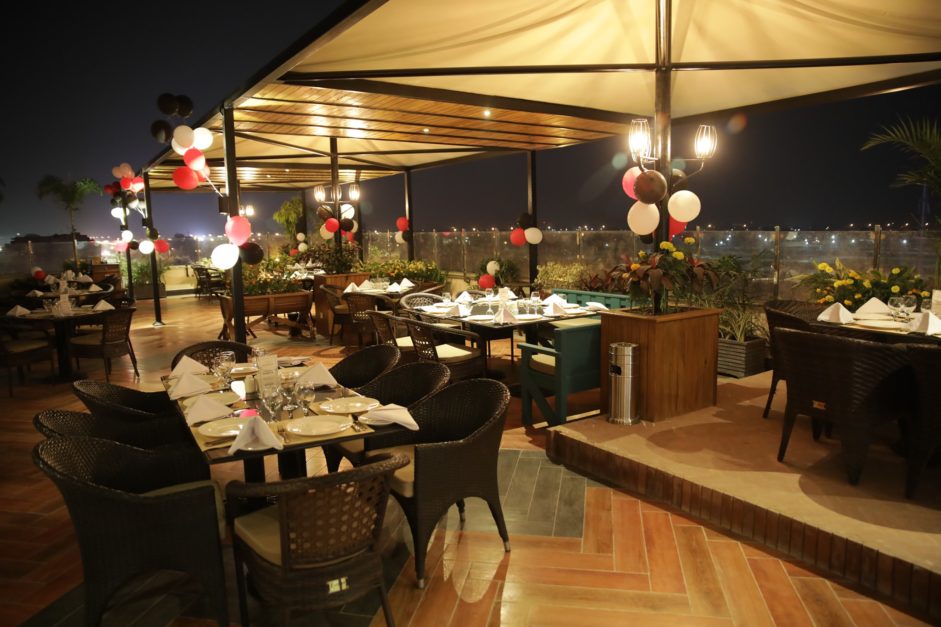 Best HI Tea Restaurants in Lahore