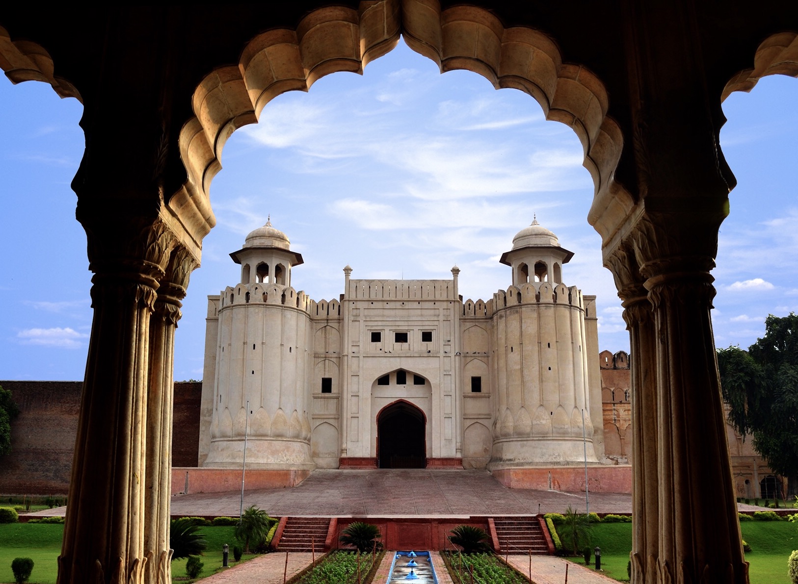 A Guide to lahore fort pakistan ( lahore ka kila )