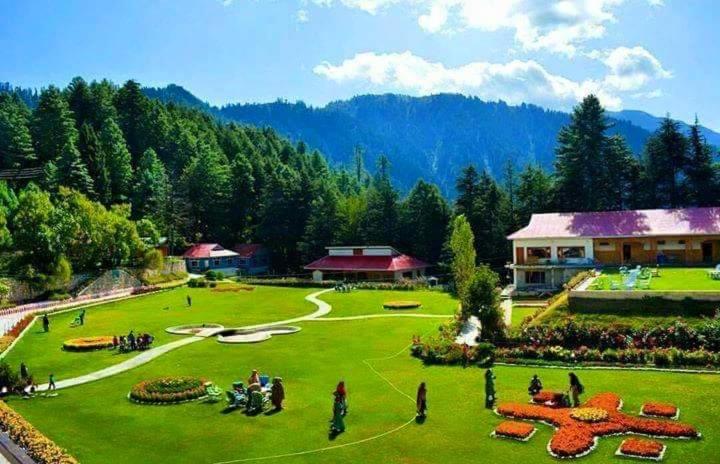 Naran Kaghan Tour Guide, Hotels & Details