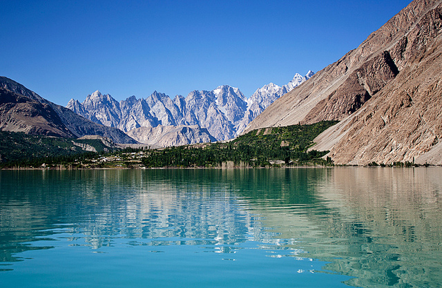 A Travel Guide to Attabad Lake